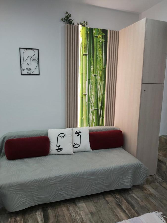 Apartmán Accent House Deva Exteriér fotografie
